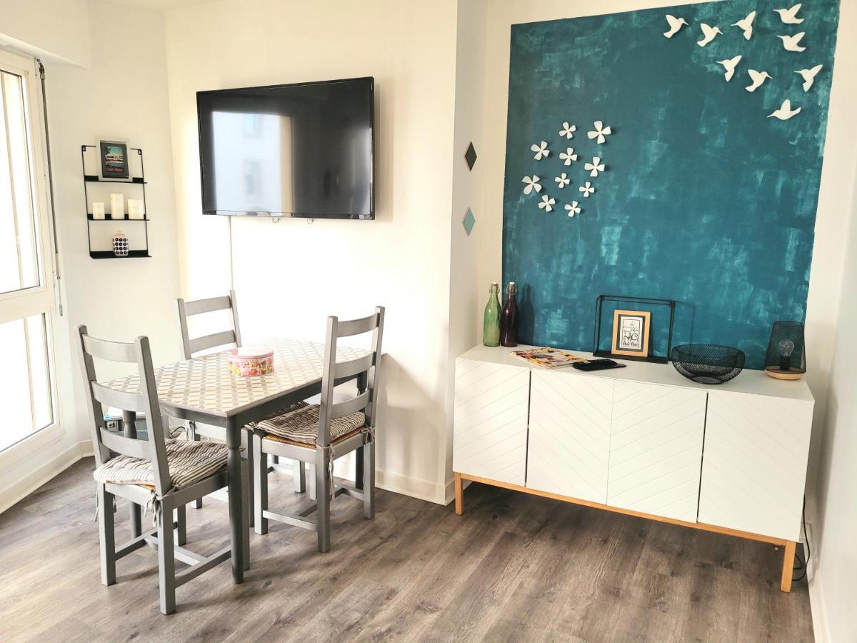 Charmant Appartement Au Coeur Du Centre Ville Quimper Esterno foto